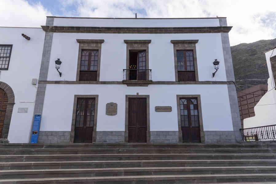 Tenerife 242 - Garachico - Ayuntamiento.jpg